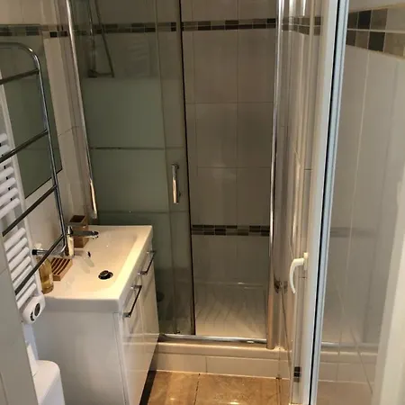 Lovely Studio Next To Montmartre Paris
